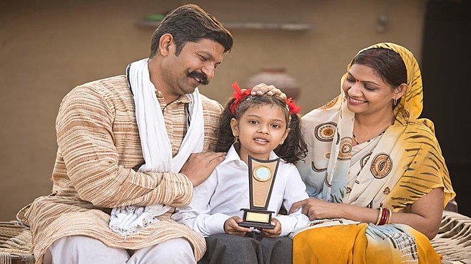 सुकन्या समृद्धि योजना बालिकाओं के लिए स्मॉल सेविंग स्कीम है जो टैक्स-फ़्री है. जानिए इस स्कीम से जुड़ी हर ज़रूरी बात
