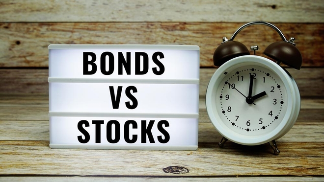 बॉन्ड्स vs स्टॉक्स: क्या है अंतर? हिंदी में समझिए