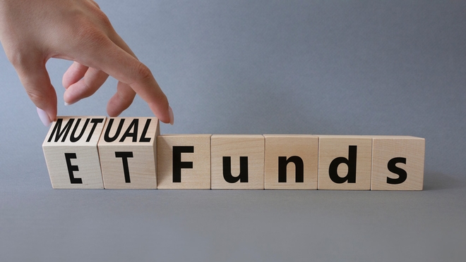 ETF और म्यूचुअल फंड: क्या अंतर है और कौन सा बेहतर है?