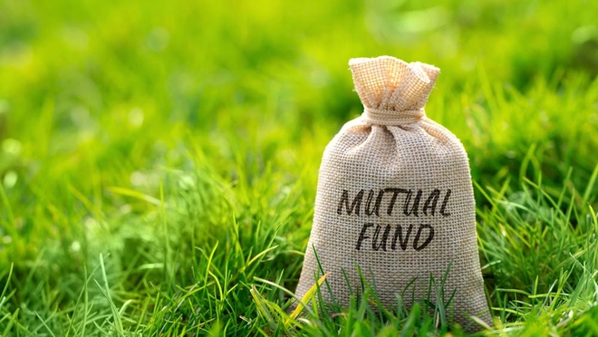 म्यूचुअल फ़ंड की तुलना कैसे करें? | आसान गाइड | Value Research Dhanak