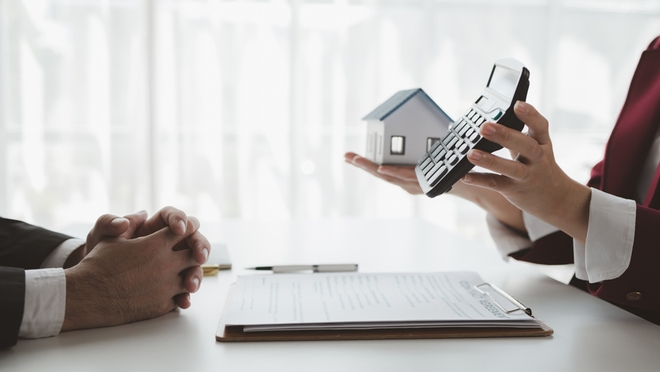 रियल एस्टेट में निवेश: फायदे और नुकसान जो आपको जानने चाहिए