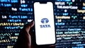 Tata Motors ने 2 दिनों में 9% की तेज़ी, क्या इसमें अभी निवेश करना सही है?