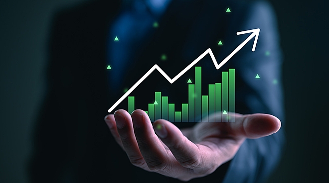 Growth funds outperform amid market turbulence