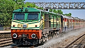 RVNL share price inches higher, climbs to Rs 327