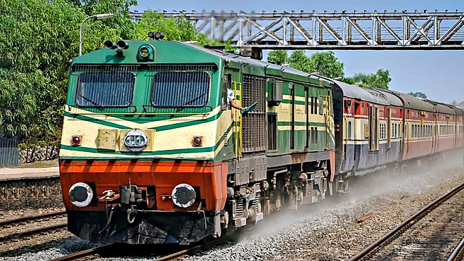 rvnl-share-price-inches-higher-climbs-rs-327