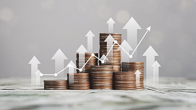 सिर्फ़ 2 लार्ज कैप ने 10 सालों में सेंसेक्स को पछाड़ा और अभी भी सस्ते हैं