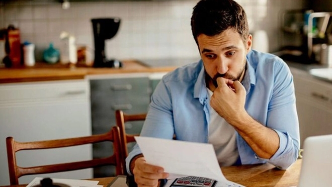 Why you should clear your debts before investing