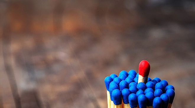 Outliers and laggards