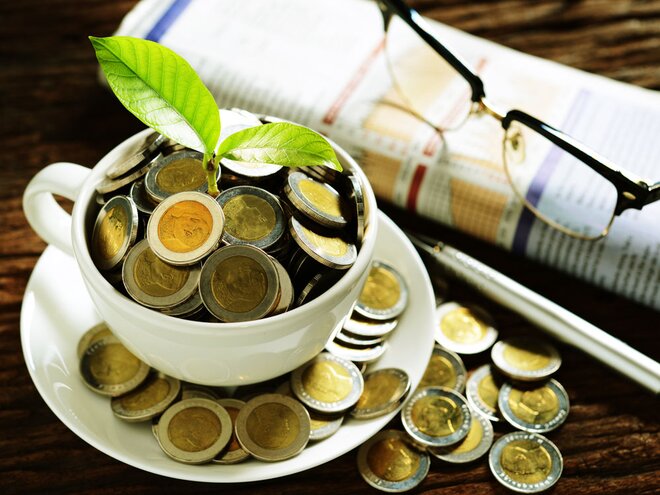 Are pensioners entitled to standard deduction?