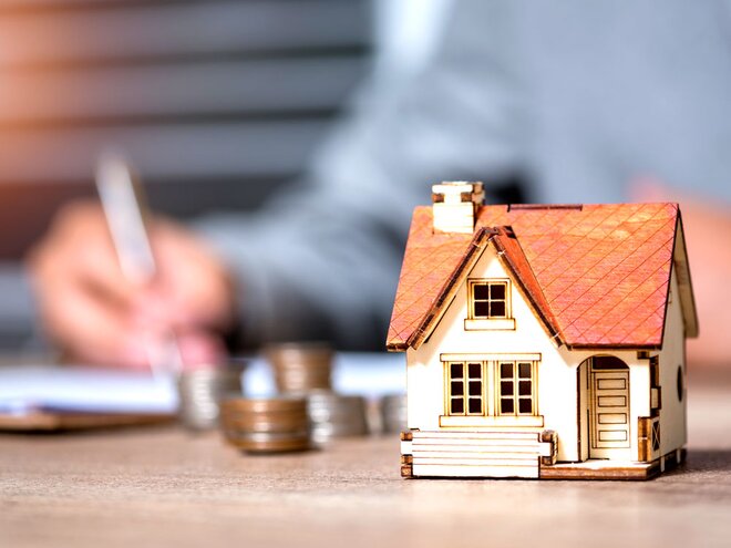 Should you invest or pay off your home loan?
