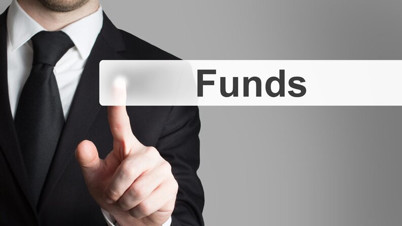 Should I opt for the dividend plan in a fund?