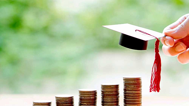 Worried about how to invest towards your child's higher education? Here is what Dhirendra Kumar suggests in the Children's Day special webinar of Investors' Hangout