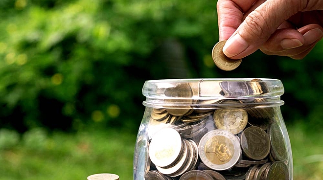 Large-cap stocks with increasing mutual funds' stake