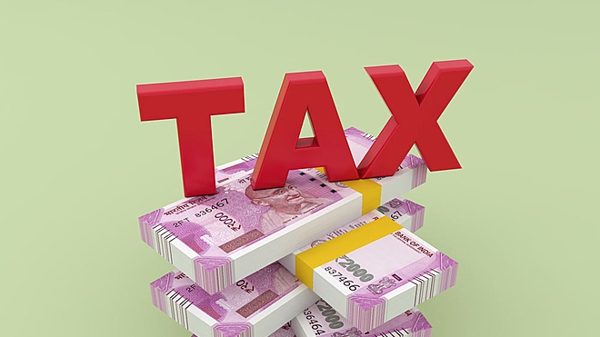पांरपरिक जीवन बीमा टैक्स तो बचाता है लेकिन लंबी अवधि में आपकी जेब पर भारी पडता है