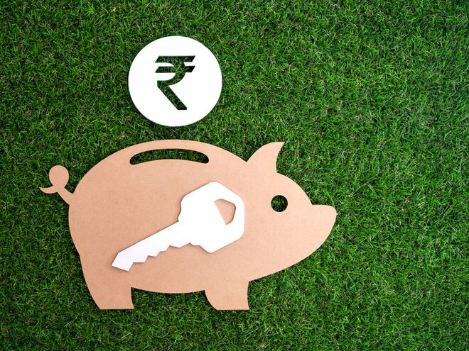 क्‍या लॉक इन पीरियड खत्‍म होने पर मुझे टैक्‍स सेविंग फंड में निवेश भुना लेना चाहिए ?