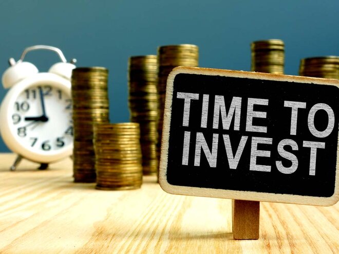 When is the Right Time to Start Investing?