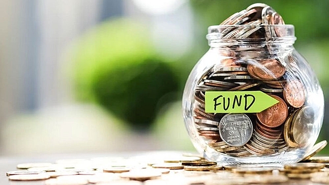 is-it-advisable-to-invest-in-debt-funds-in-lump-sum