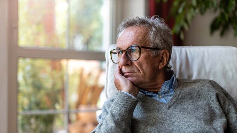 should-a-retiree-invest-in-the-stock-market