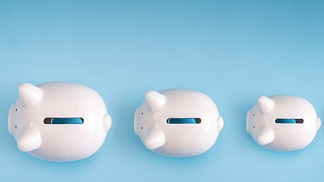 Before you open a savings bank account, it's worthwhile to know all the options available. Here's an essential guide.