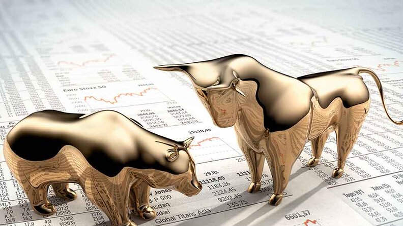 Should one change the SIP amount based on the market fluctuation?