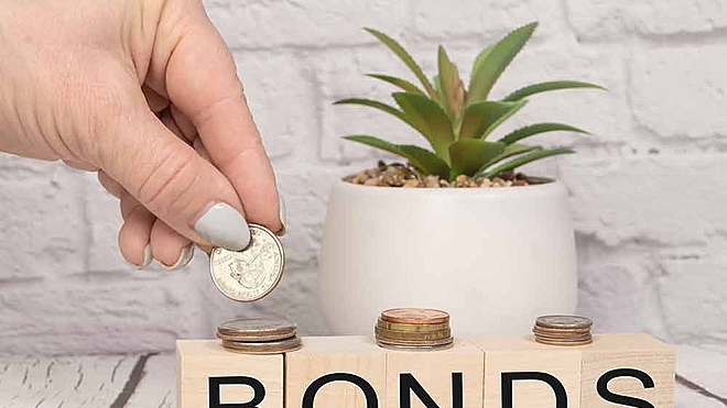At times, when interest rates cannot be increased, government bonds are issued to control inflation. Read on to learn how government bonds help in controlling inflation.