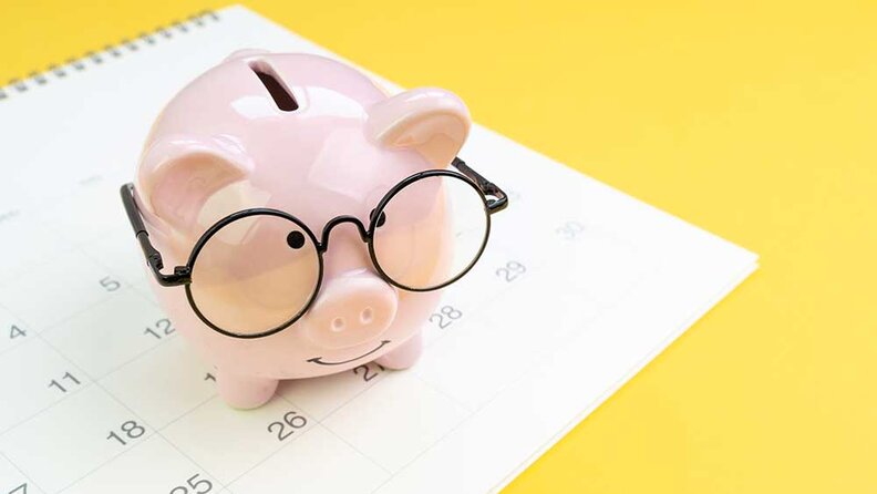 out-of-a-weekly-and-monthly-sip-which-is-better