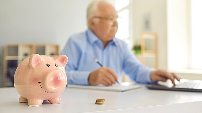 how-to-invest-rs-10-lakh-for-retirement