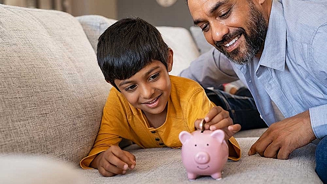 Being a children's fund, this recommended scheme has some fine details pertaining to investing and redemption. Let's see what they are.