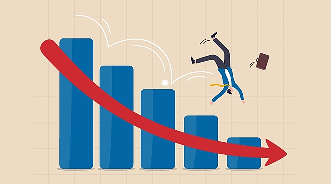 Delhivery stock price: Delhivery’s share price dips - What is happening?