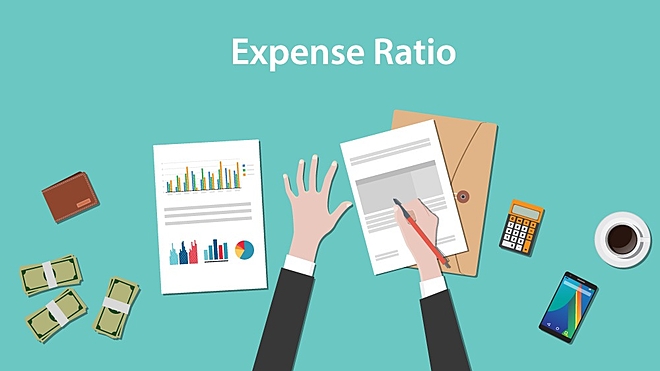 How does expense ratio affect returns?
