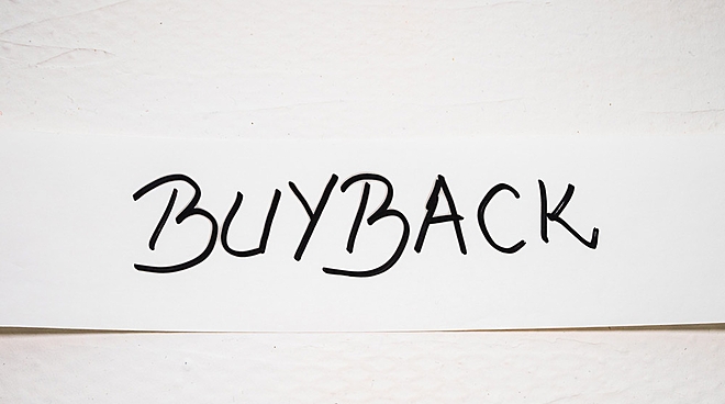 Do share buybacks zoom share prices?