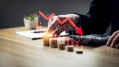 गिरावट को कैसे भुना रहे Mutual Funds