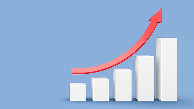 Investing in red-hot performers can leave you disappointed