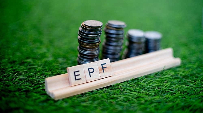 What happens to your provident fund after early retirement?