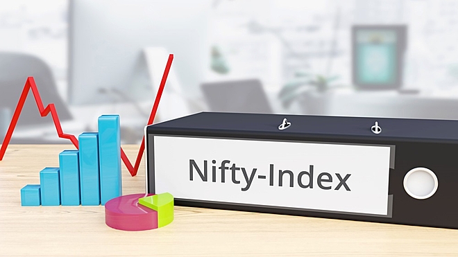 Heavyweights pull down Nifty 50