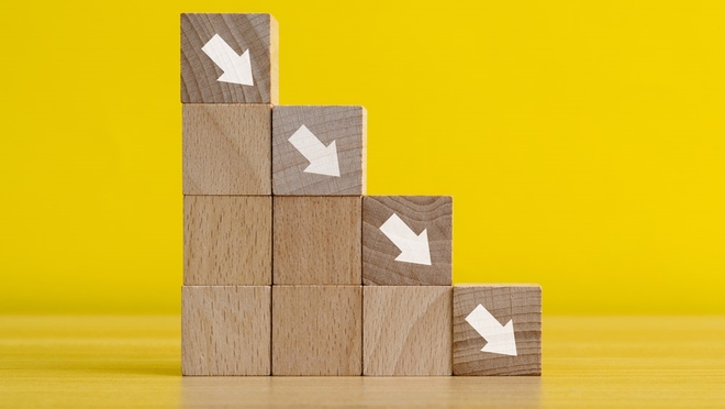 5 companies with plummeting quality score: An in-depth analysis