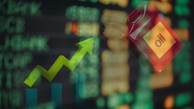 We analyse why the oil refining industry was limping and how it managed a comeback