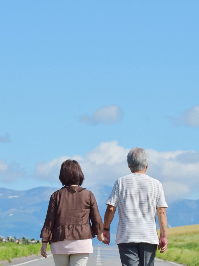 What is the penalty for prematurely closing an SCSS account?