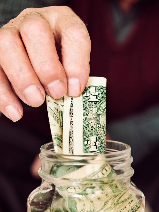 Does SCSS allow premature withdrawals?